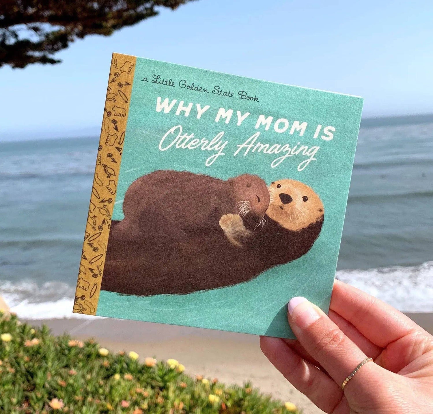 Greeting Card | Little Golden State Otter Mother's Day