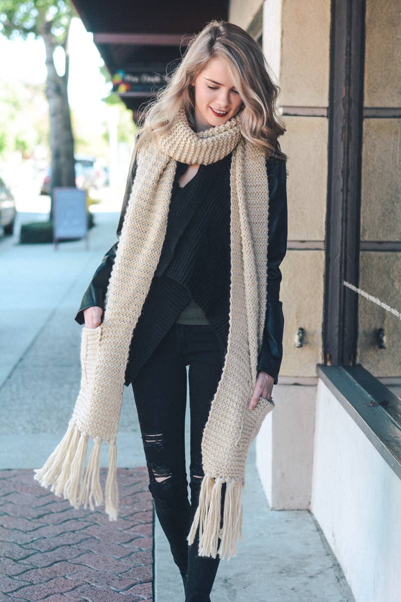 Chunky Pocket Oversized Scarf | Two Pocket Tassel - Ivory