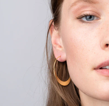Refined Earrings | Crescent Hoop