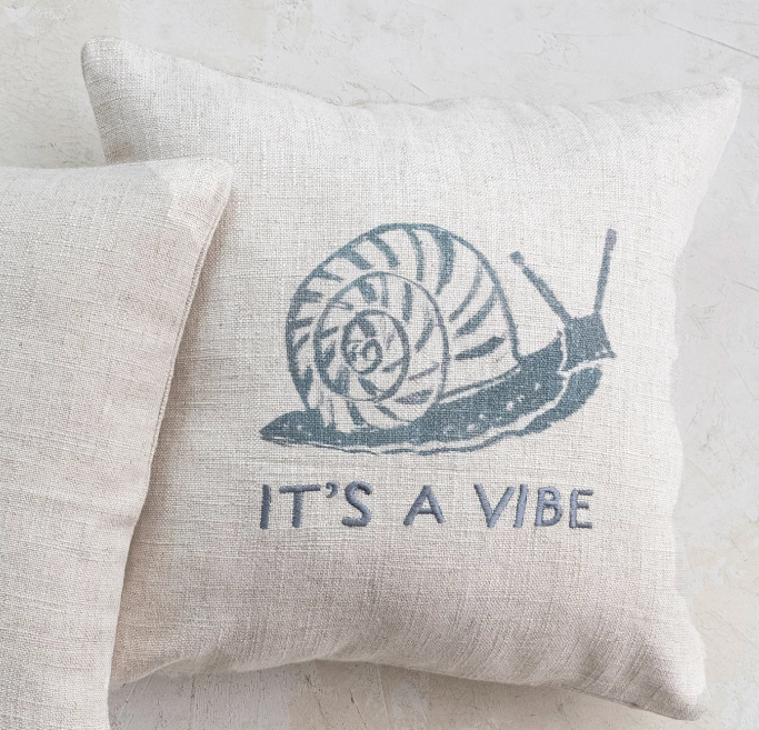 Throw Pillow | Linen "It's a Vibe"