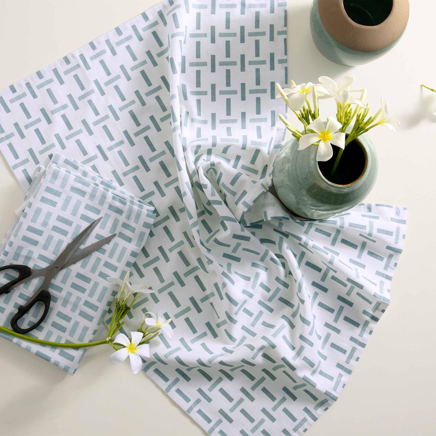 Printed Cotton Towel | Neutral Floral