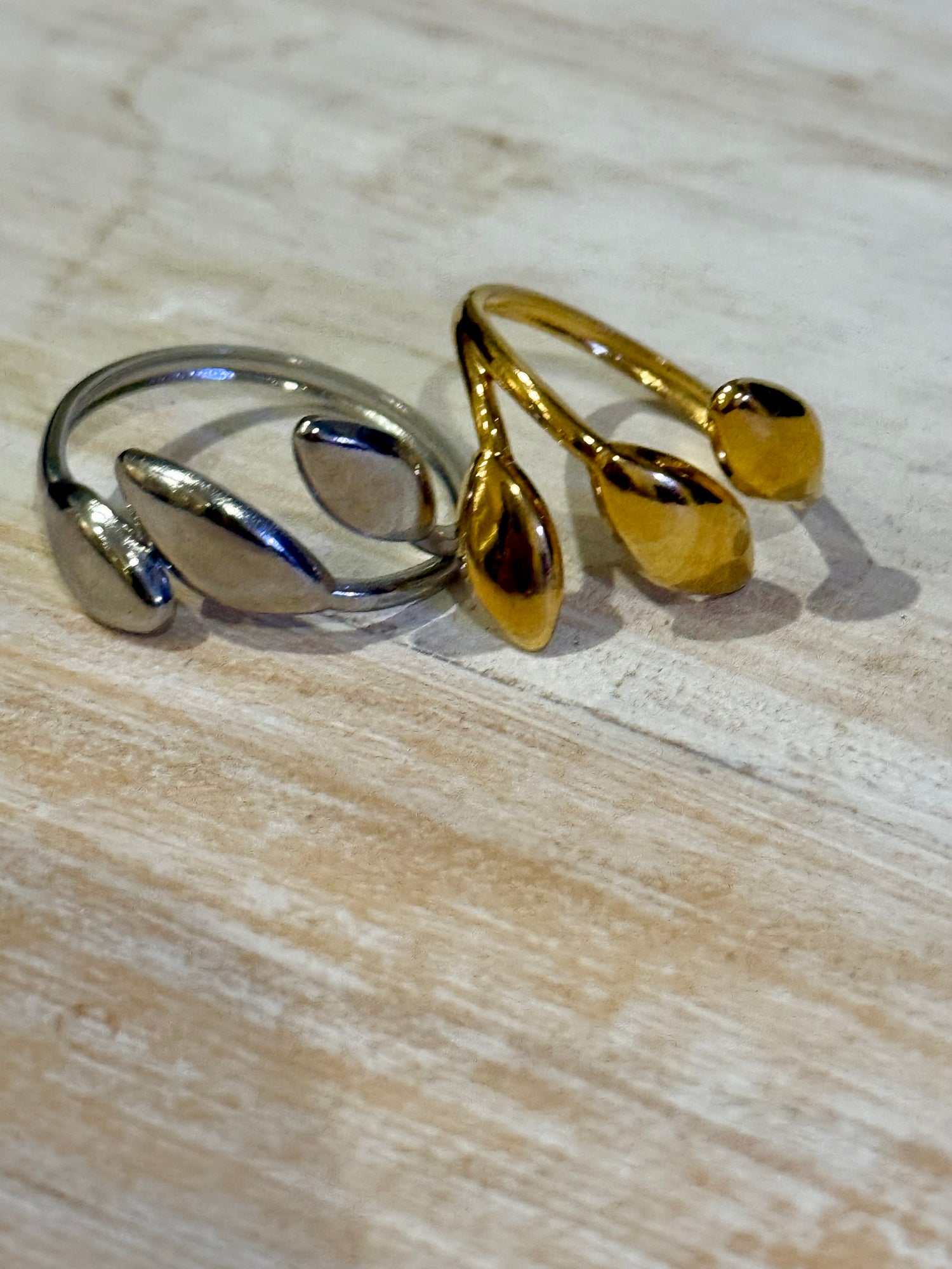 Stainless Ring | leaf trio