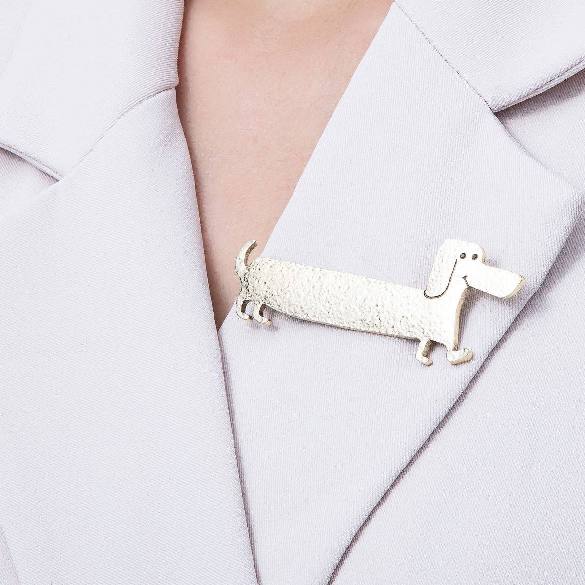 Pin / Brooch | Dachshund Dog | Gold 75mm x 30mm Hammered Wiener