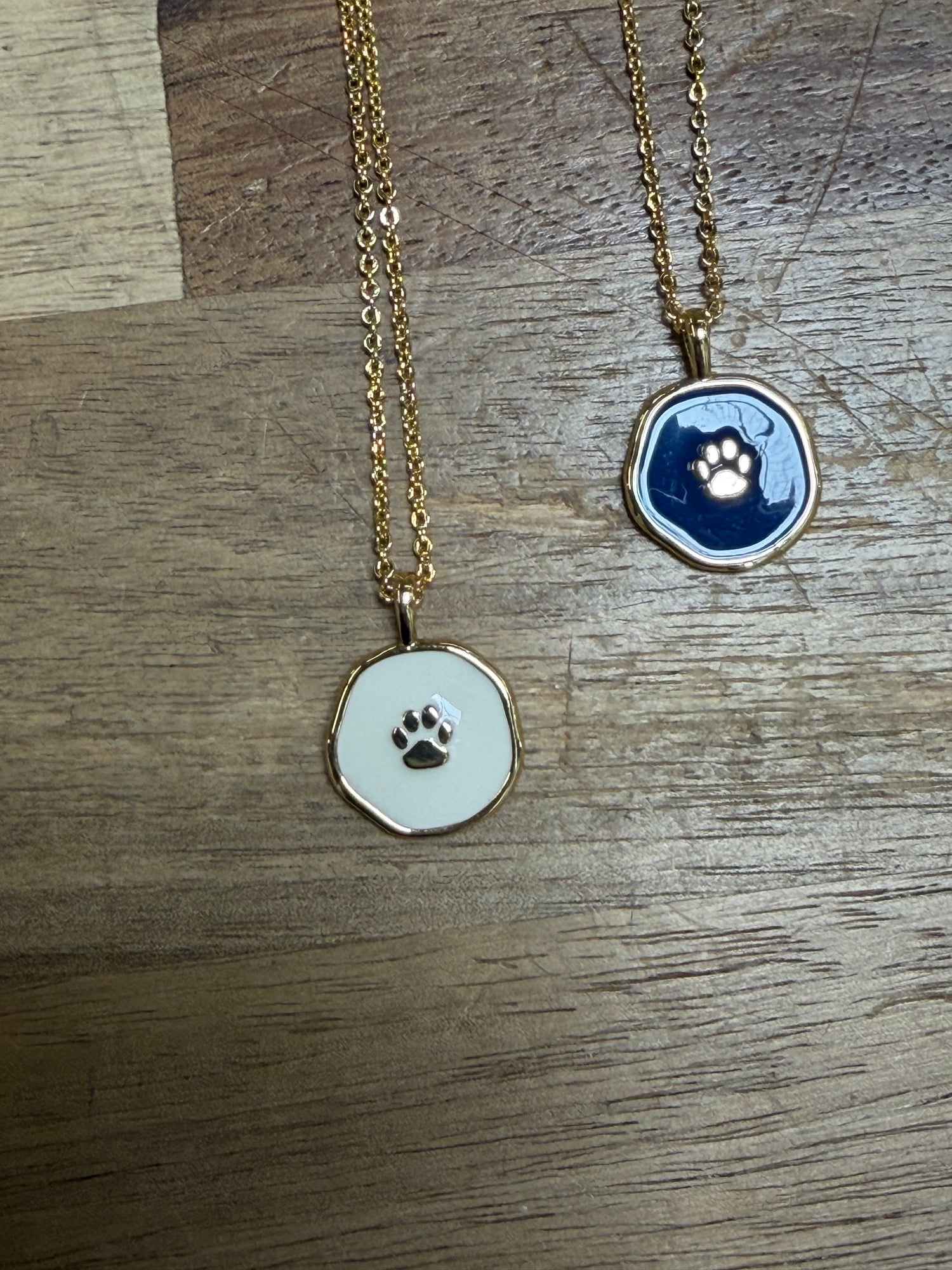 Pendant Necklace | Tiny Pawprint on Navy Enamel - Gold