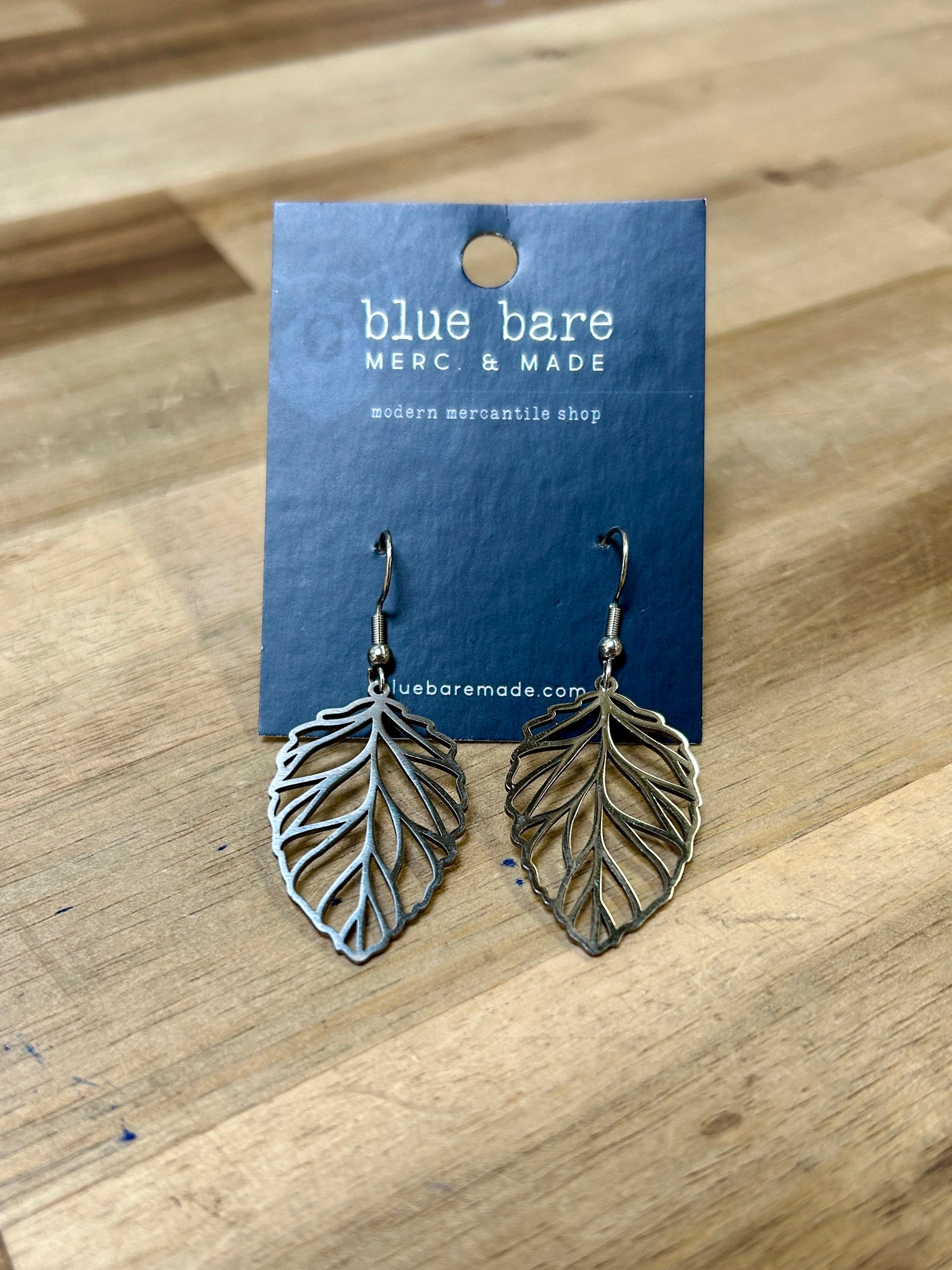 Stanless Steel Dangle Earrings | Leaf Outline