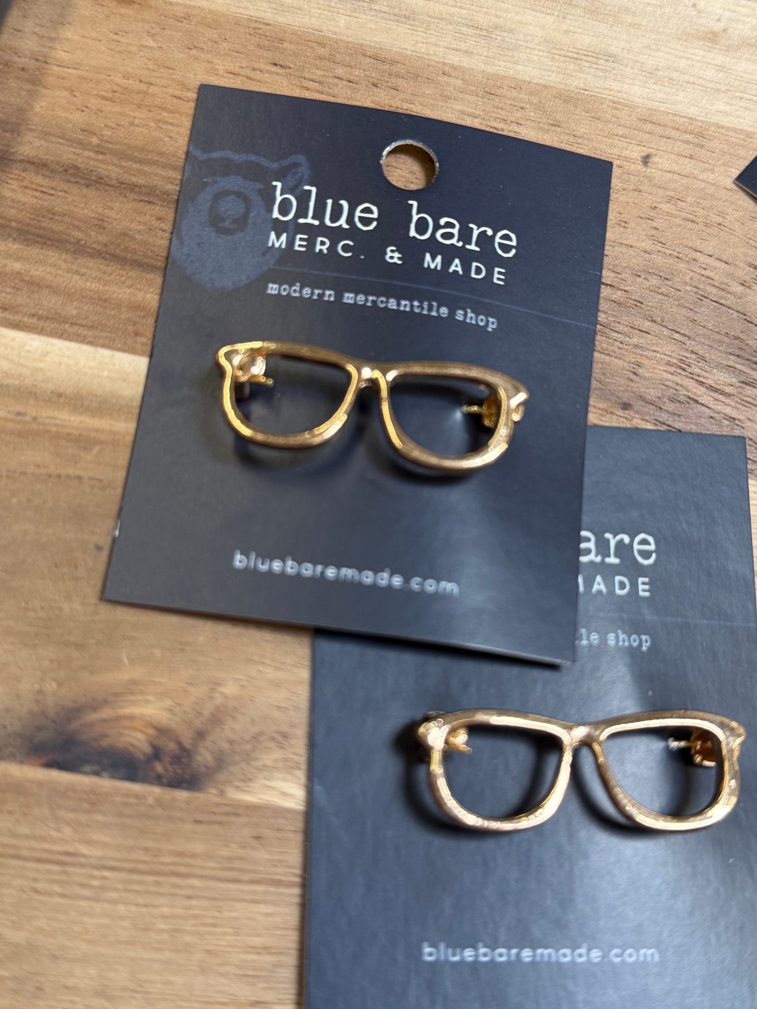 Brooch Pin | Retro Gold Glasses