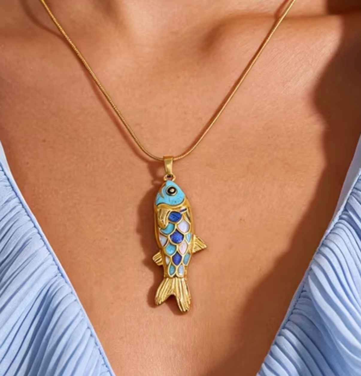 Necklace | 18K Gold Fish Pendant