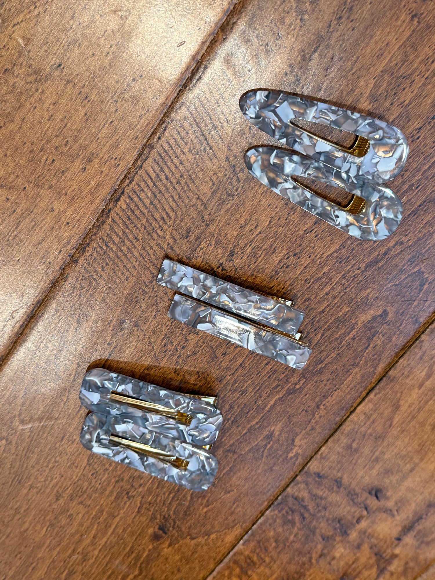 Acetate Hair Clip Pair | Gray White Shell