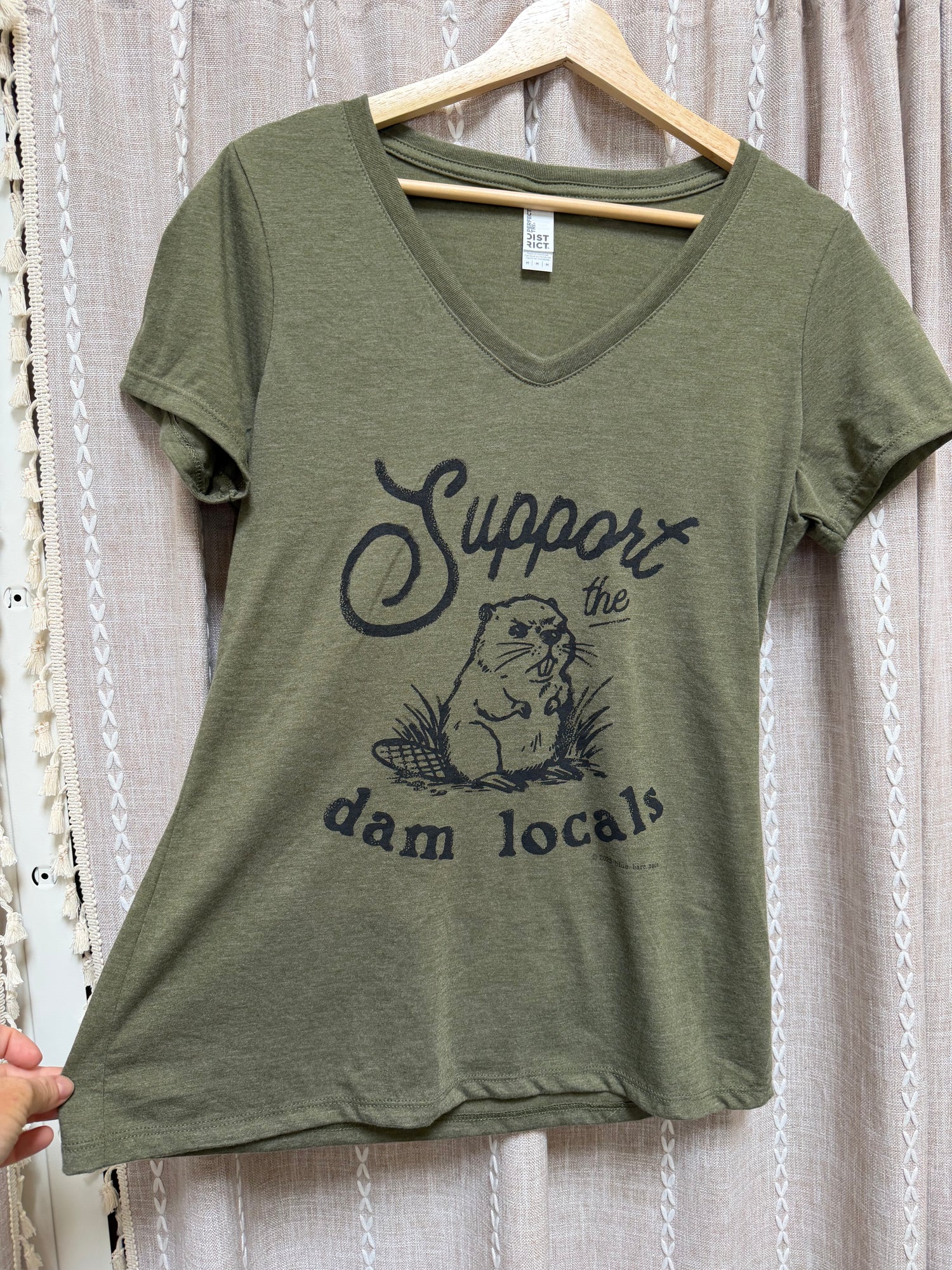 Women's V-Neck T-Shirt | Support the "Dam" Locals Beaver - Military Green