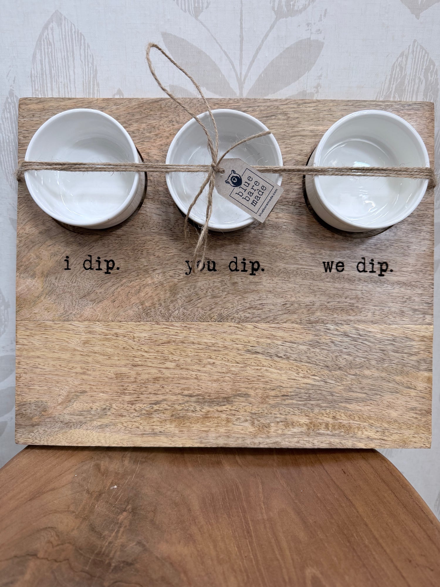 Wood dipping tray |i dip., you dip., we dip.