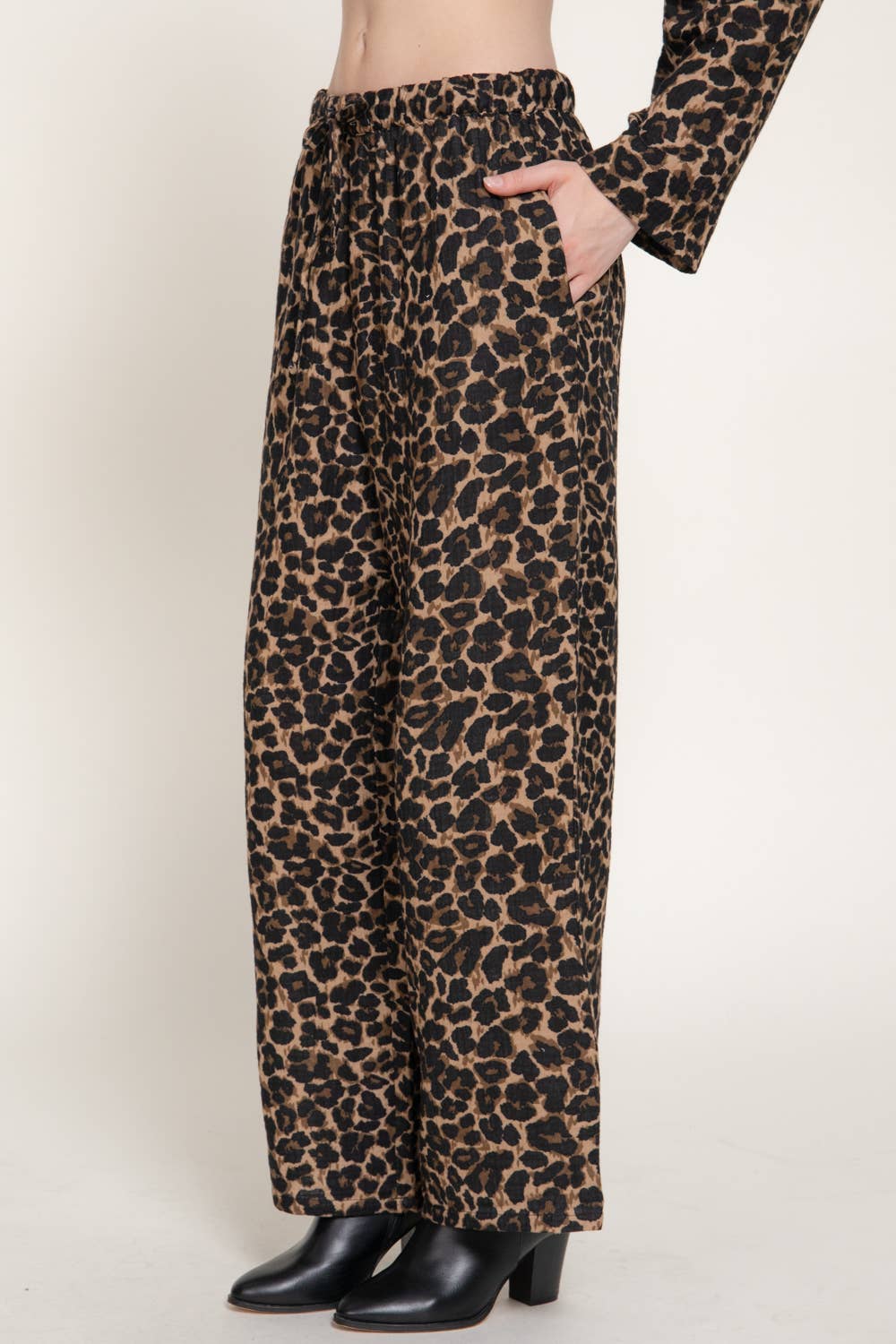 Women's Gauze Pants | Elastic Waist Leopard Print w/ Pockets
